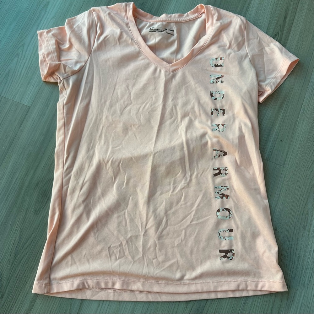 Under Armour Women's Light Pink V-Neck Tee